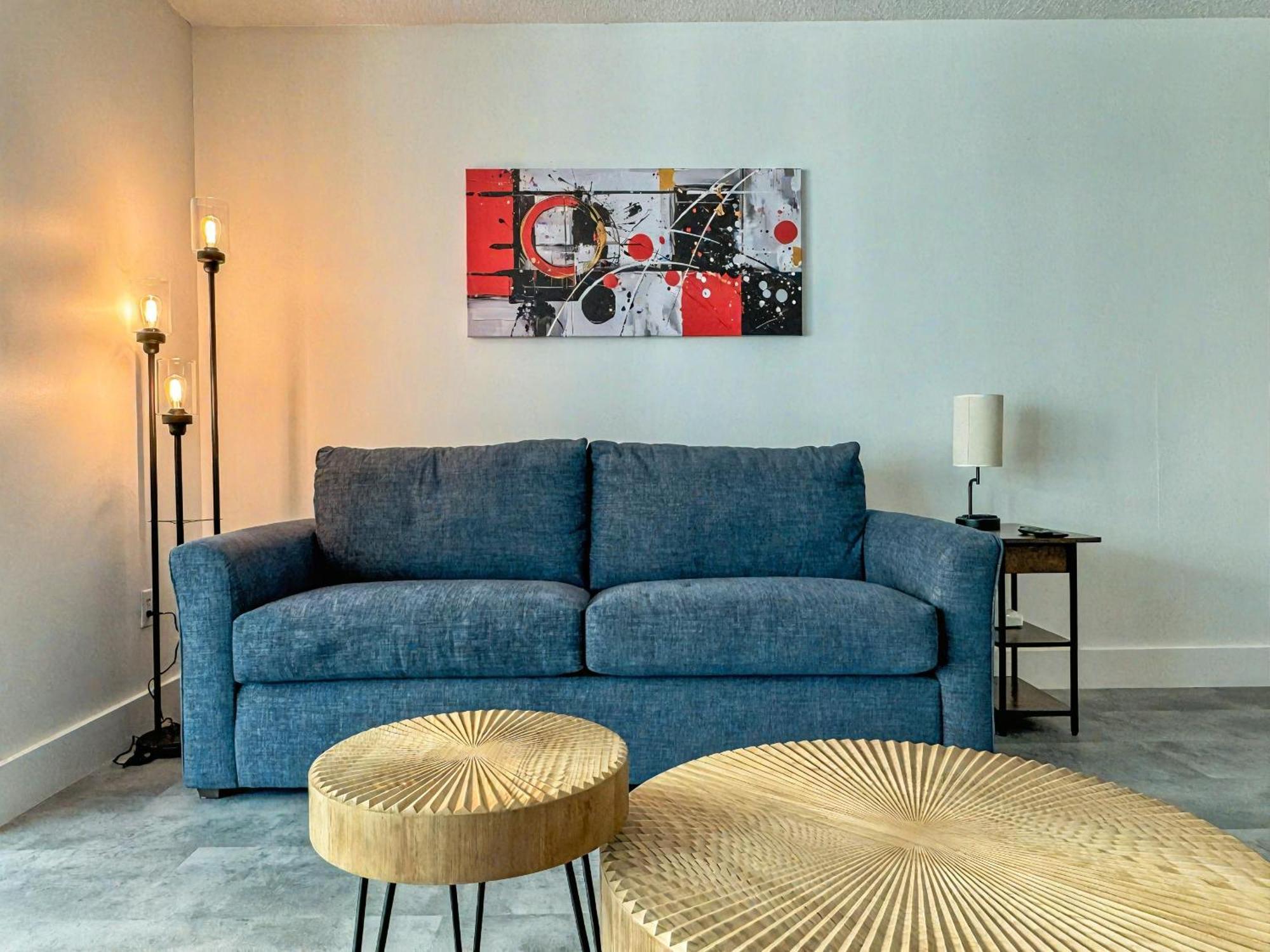 Elegant Centric Vibrant Pool Jacuzzi Free Parking Lejlighed Miami Eksteriør billede