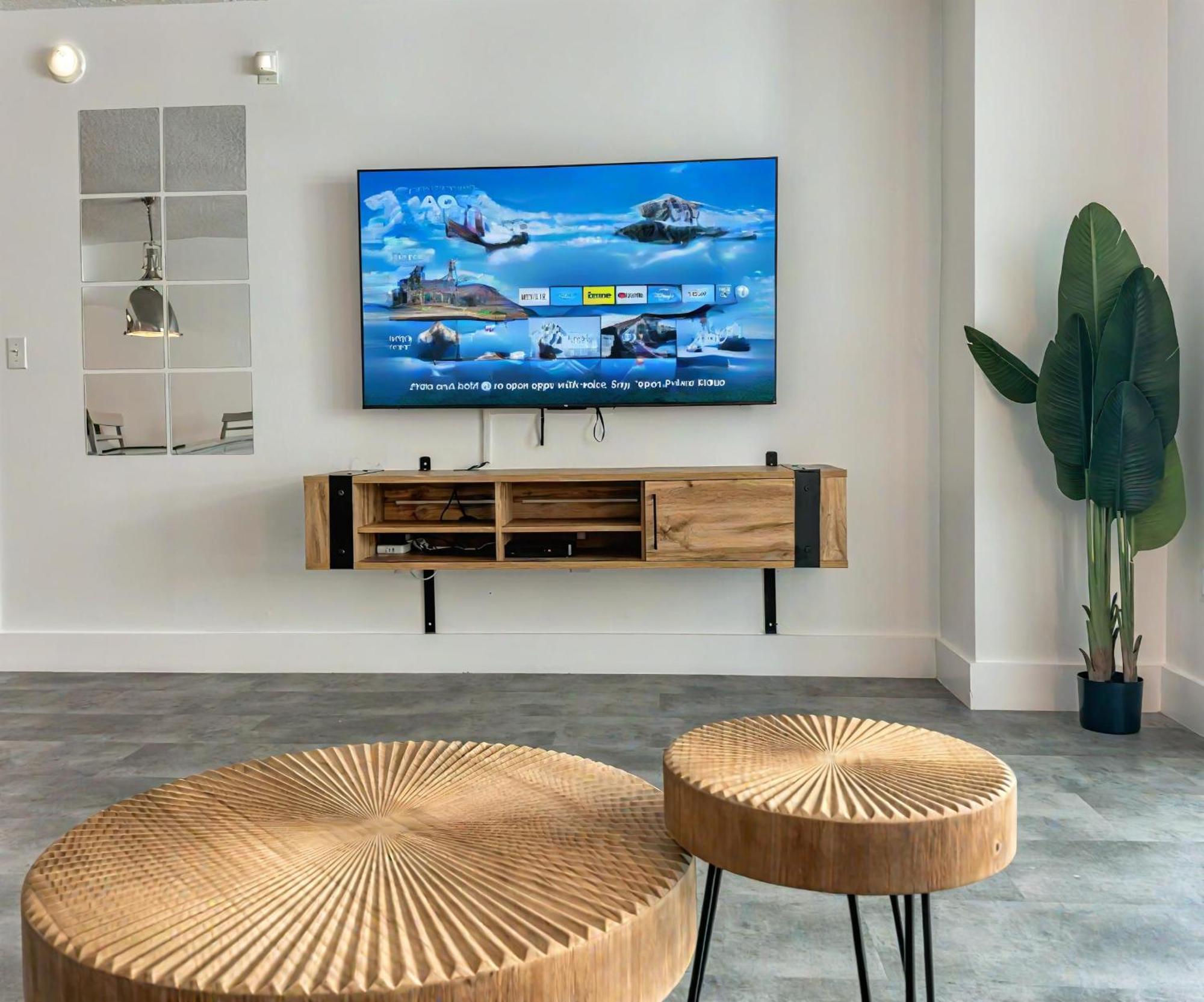Elegant Centric Vibrant Pool Jacuzzi Free Parking Lejlighed Miami Eksteriør billede